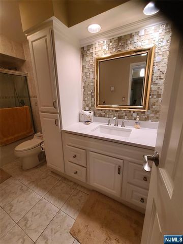 464 Liberty Street 110, Little Ferry, NJ 07643