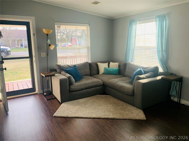 711 W Tyler Avenue, Mcalester, OK 74501