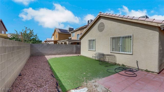 4609 Little Finch Lane, Las Vegas, NV 89115