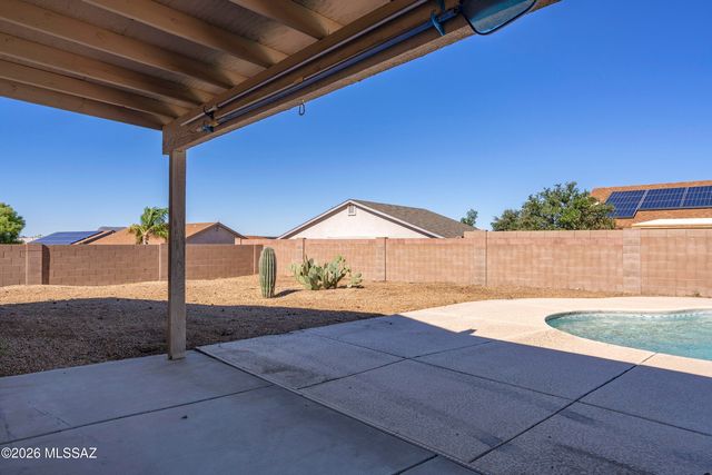 4240 W Gatekeeper Drive, Tucson, AZ 85741