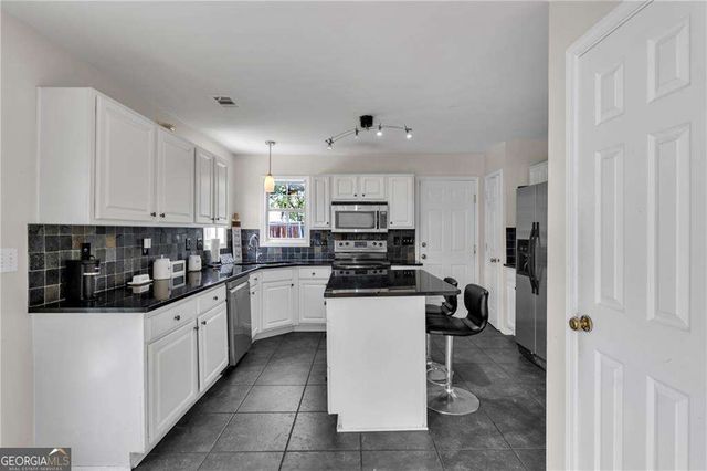 915 Charter Club Drive, Lawrenceville, GA 30043