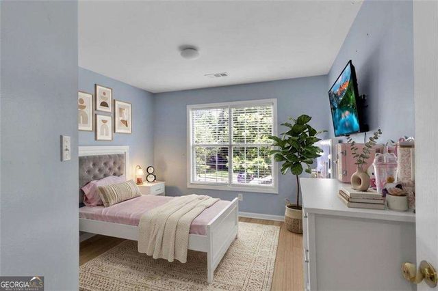 915 Charter Club Drive, Lawrenceville, GA 30043