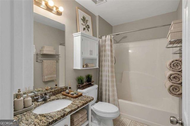 915 Charter Club Drive, Lawrenceville, GA 30043