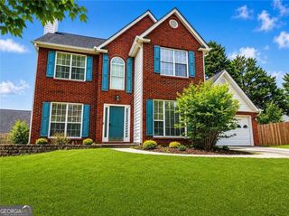 915 Charter Club Drive, Lawrenceville, GA 30043
