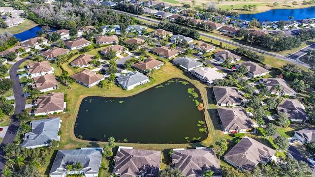 1025 NEW WINSOR LOOP 28, Sun City Center, FL 33573