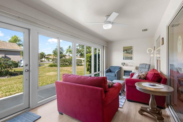 1025 NEW WINSOR LOOP 28, Sun City Center, FL 33573