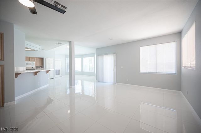 8420 Bay Crest Drive, Las Vegas, NV 89128