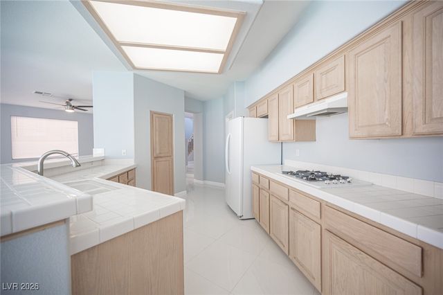 8420 Bay Crest Drive, Las Vegas, NV 89128