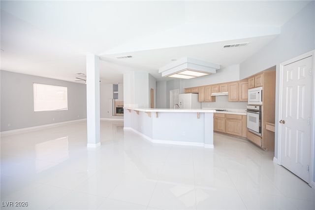 8420 Bay Crest Drive, Las Vegas, NV 89128