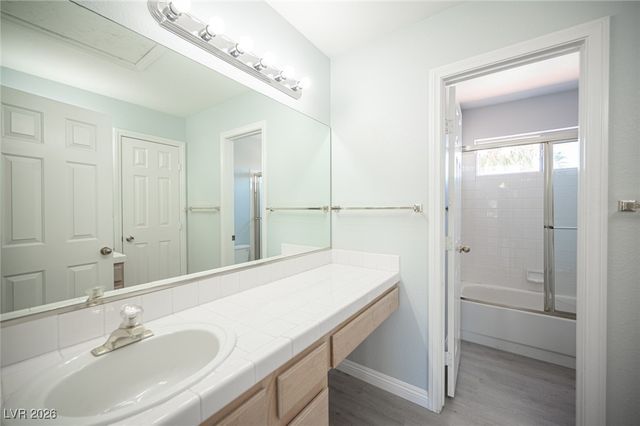 8420 Bay Crest Drive, Las Vegas, NV 89128