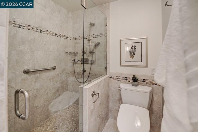 997 Terra California Dr 1, Walnut Creek, CA 94595