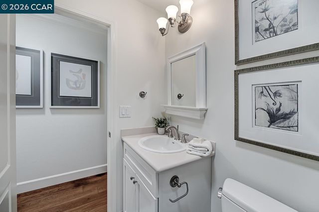 997 Terra California Dr 1, Walnut Creek, CA 94595