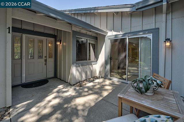 997 Terra California Dr 1, Walnut Creek, CA 94595