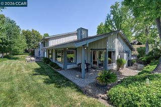 997 Terra California Dr 1, Walnut Creek, CA 94595