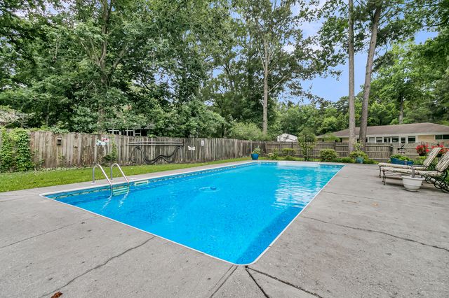 78 King Charles Circle, Summerville, SC 29485