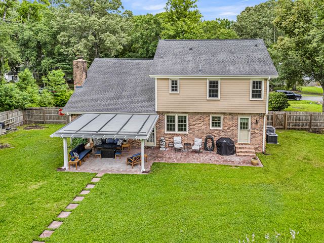 78 King Charles Circle, Summerville, SC 29485