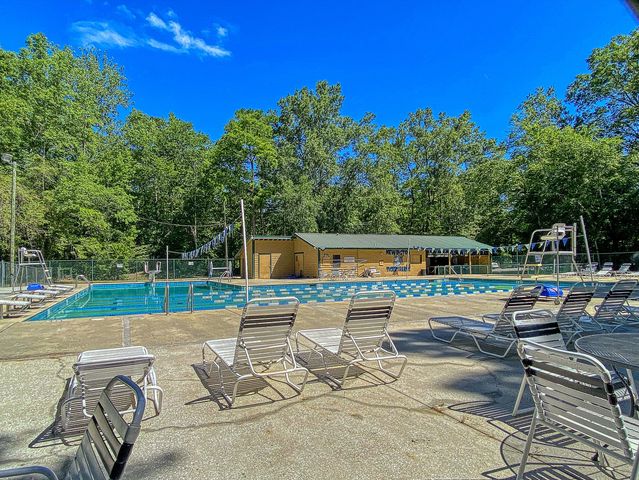 78 King Charles Circle, Summerville, SC 29485