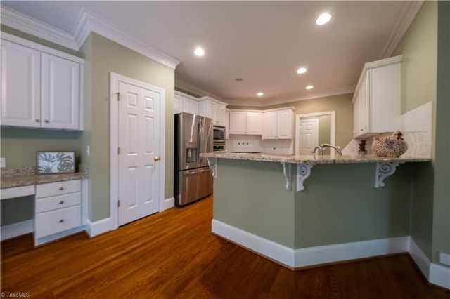 5100 Bearberry Point, Greensboro, NC 27455