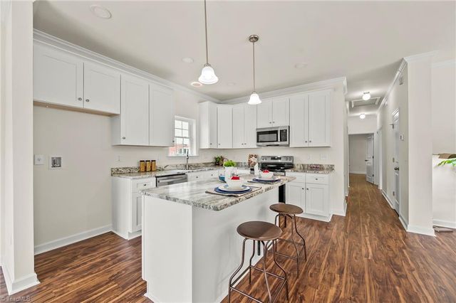 4160 Moat Drive, Winston-salem, NC 27101