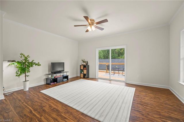 4160 Moat Drive, Winston-salem, NC 27101