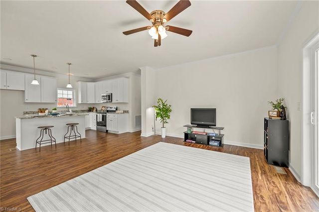 4160 Moat Drive, Winston-salem, NC 27101