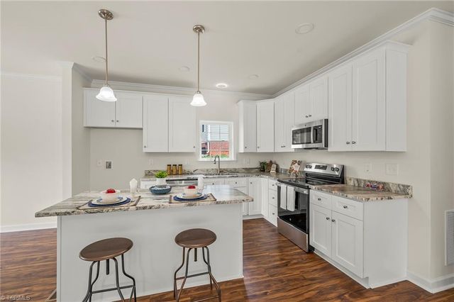 4160 Moat Drive, Winston-salem, NC 27101