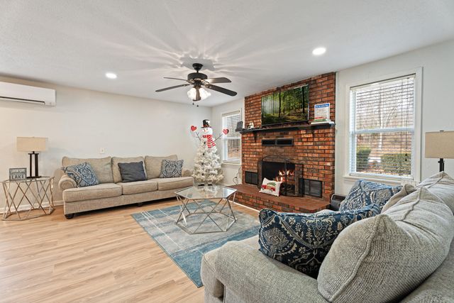 64224 E 252 Loop, Grove, OK 74344