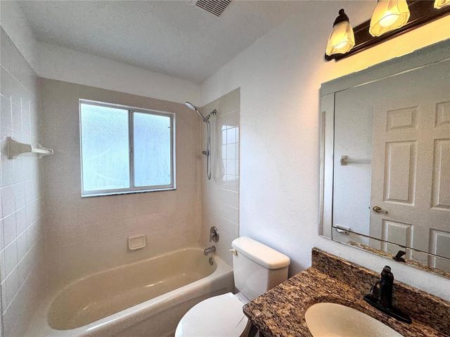 205 PARADISE WOODS PLACE, Davenport, FL 33896