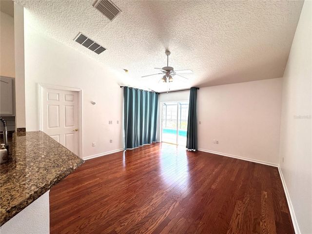 205 PARADISE WOODS PLACE, Davenport, FL 33896