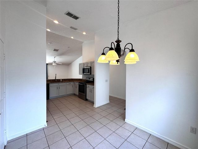 205 PARADISE WOODS PLACE, Davenport, FL 33896