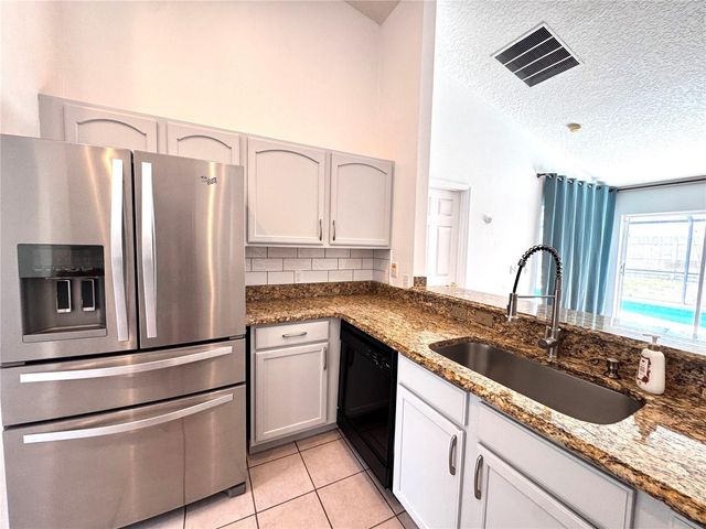 205 PARADISE WOODS PLACE, Davenport, FL 33896