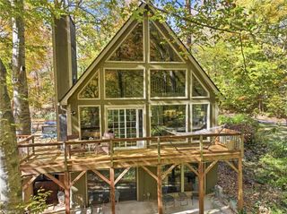 2595 Azalea Place, Winston-salem, NC 27103