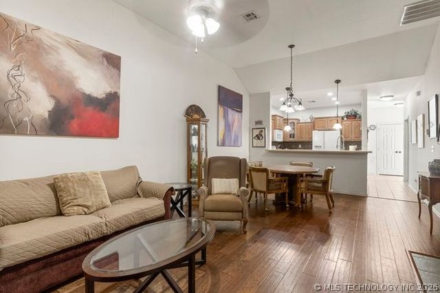 7409 S 84th East Avenue, Tulsa, OK 74133