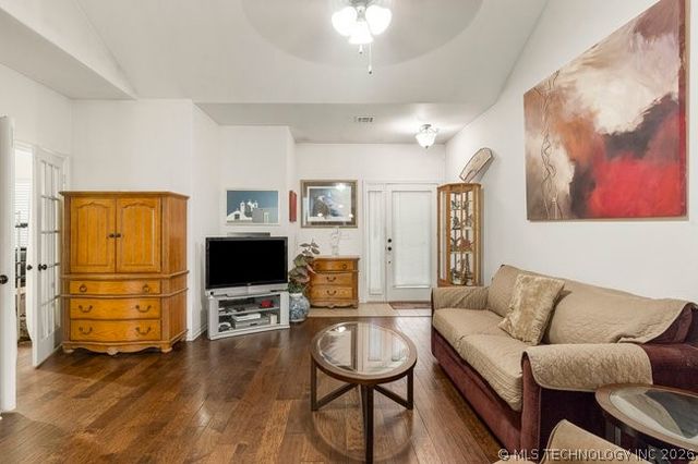 7409 S 84th East Avenue, Tulsa, OK 74133