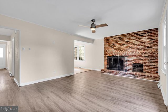 124 LINDEN AVE, Woodbury Heights, NJ 08097