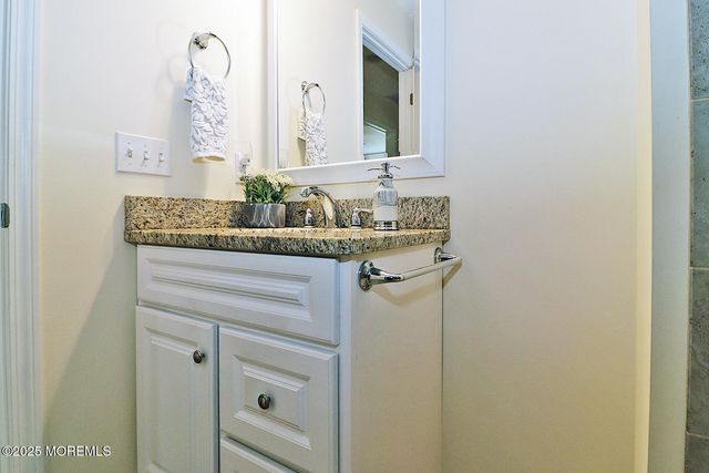 28 Dolphin Way, Waretown, NJ 08758