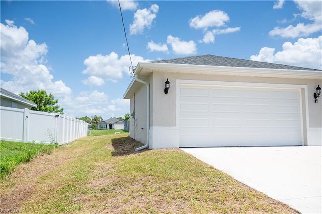 1501 NE 43rd TER, Cape Coral, FL 33909