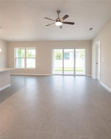 1501 NE 43rd TER, Cape Coral, FL 33909