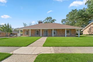 685 Daventry Dr, Baton Rouge, LA 70808