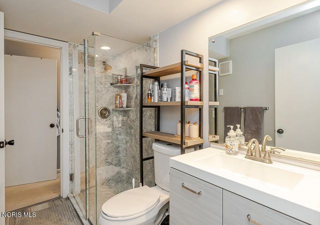 4243 W Bancroft Street, Apt 205w, Ottawa Hills, OH 43615