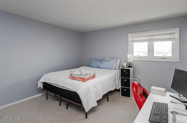 4243 W Bancroft Street, Apt 205w, Ottawa Hills, OH 43615