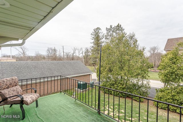 4243 W Bancroft Street, Apt 205w, Ottawa Hills, OH 43615