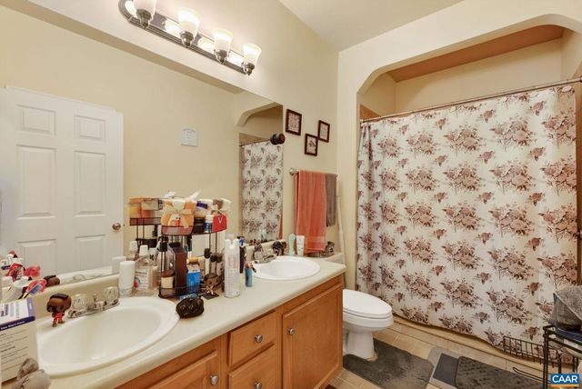 280 RIVERBEND DR #2A, Charlottesville, VA 22911