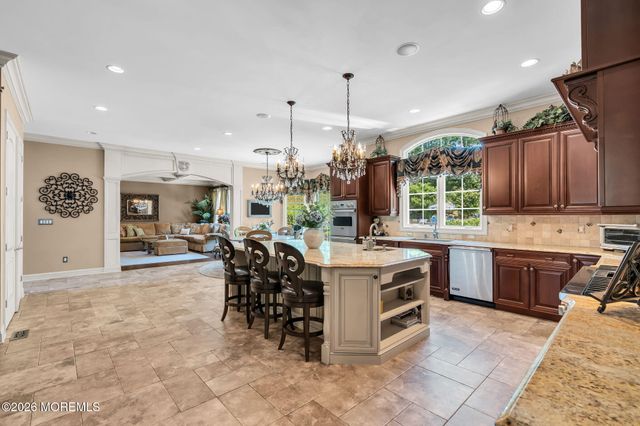 24 Embry Farm Road, Marlboro, NJ 07746