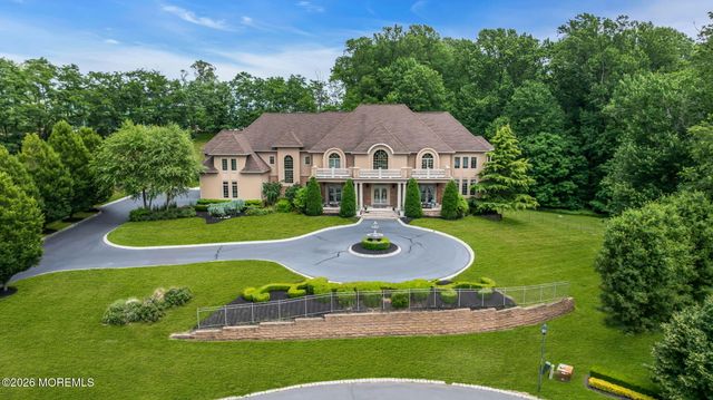 24 Embry Farm Road, Marlboro, NJ 07746