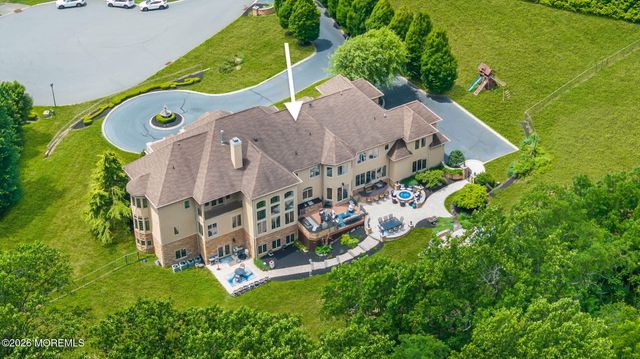 24 Embry Farm Road, Marlboro, NJ 07746