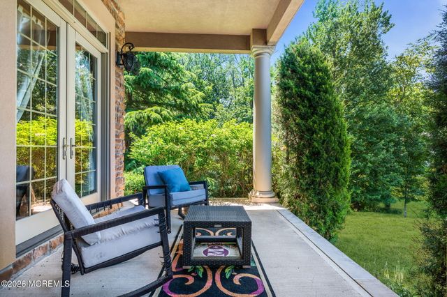 24 Embry Farm Road, Marlboro, NJ 07746