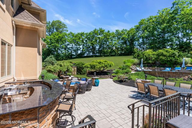 24 Embry Farm Road, Marlboro, NJ 07746