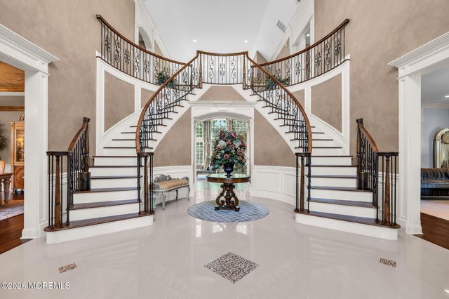 24 Embry Farm Road, Marlboro, NJ 07746