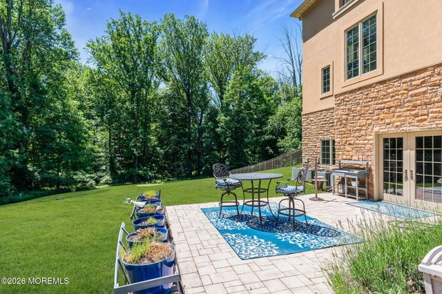 24 Embry Farm Road, Marlboro, NJ 07746